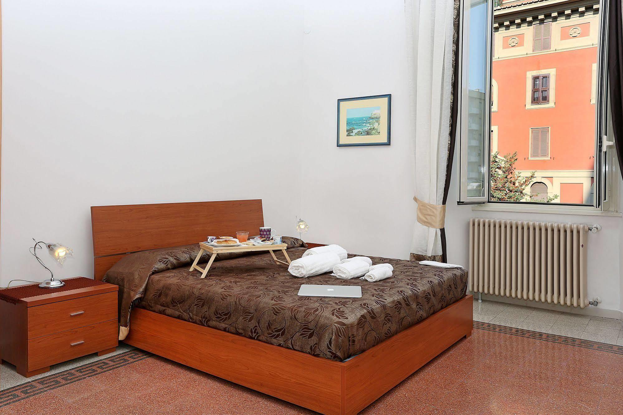 Bells Of Rome Otel Dış mekan fotoğraf